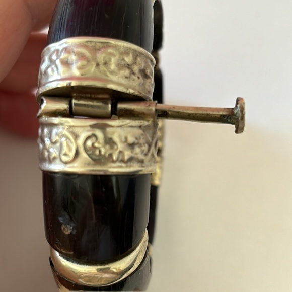 Vintage Artisan Wood and Metal Bracelet - Picture 9 of 15